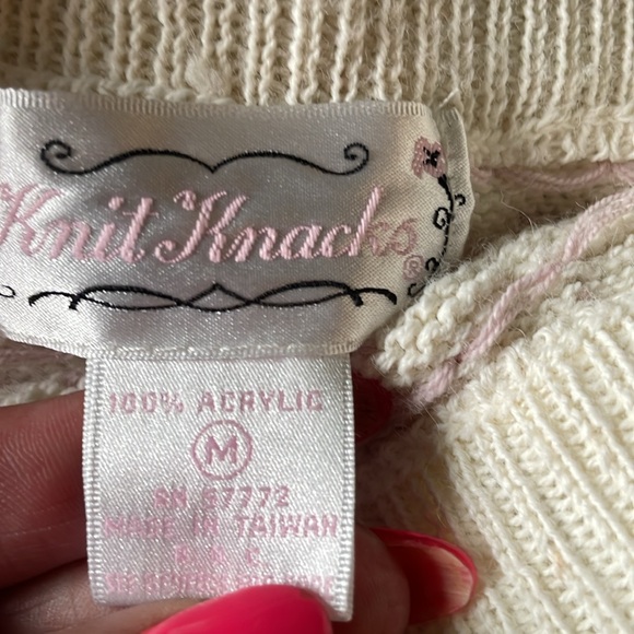 Vintage knit knack skirt, white knit,size med - Picture 8 of 8